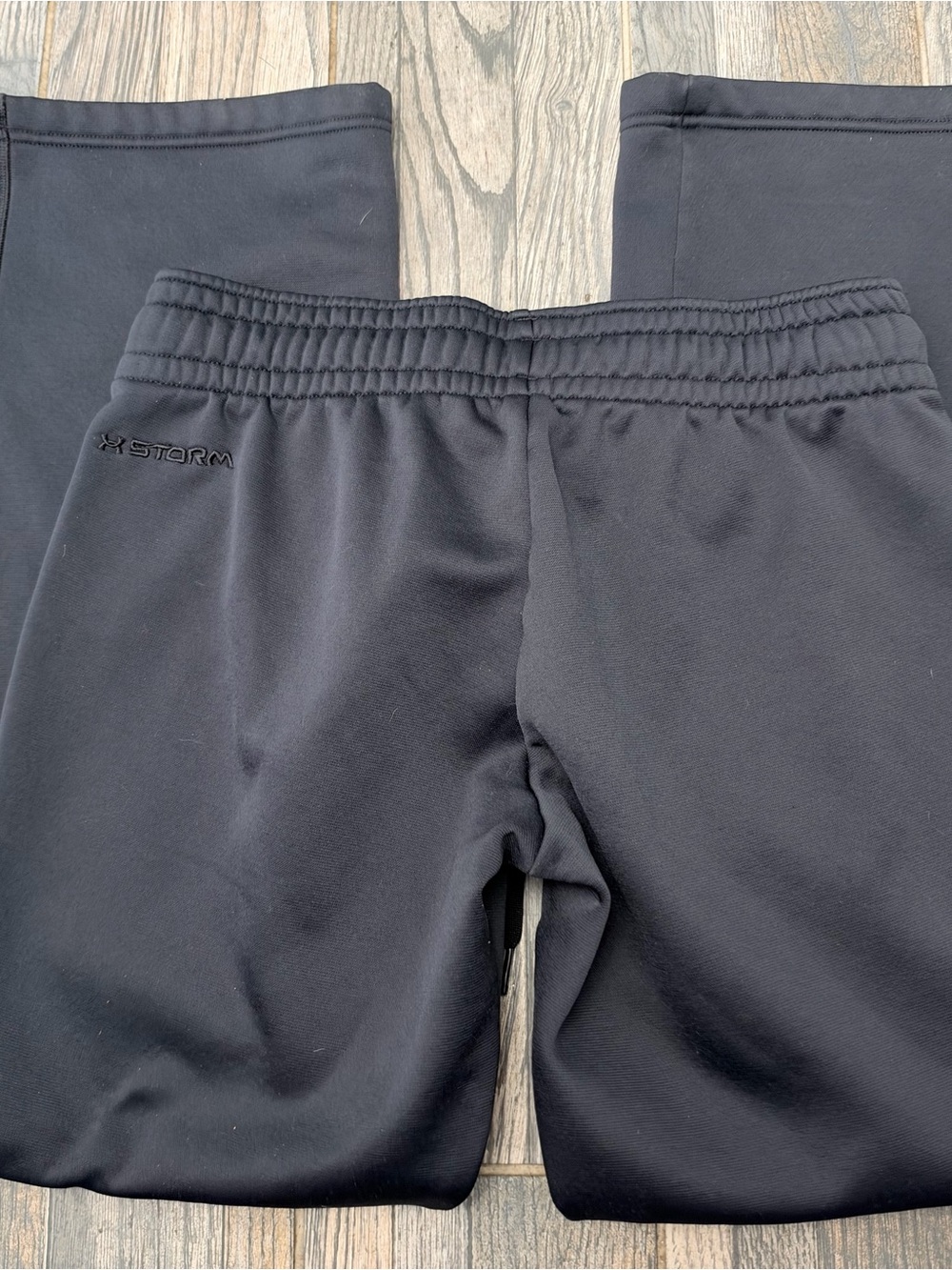 Under Armour Men's Black Storm Jogger Pants small